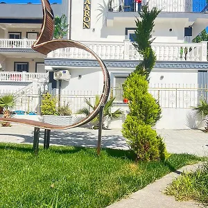 https://vila-aaron.albaniahotels.org
